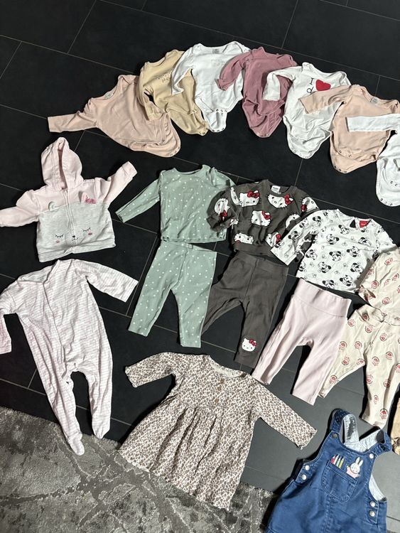 Ensembles coordonnés: Kleiderpaket 74 Baby – D'occasion à Füllinsdorf par freakebike 1