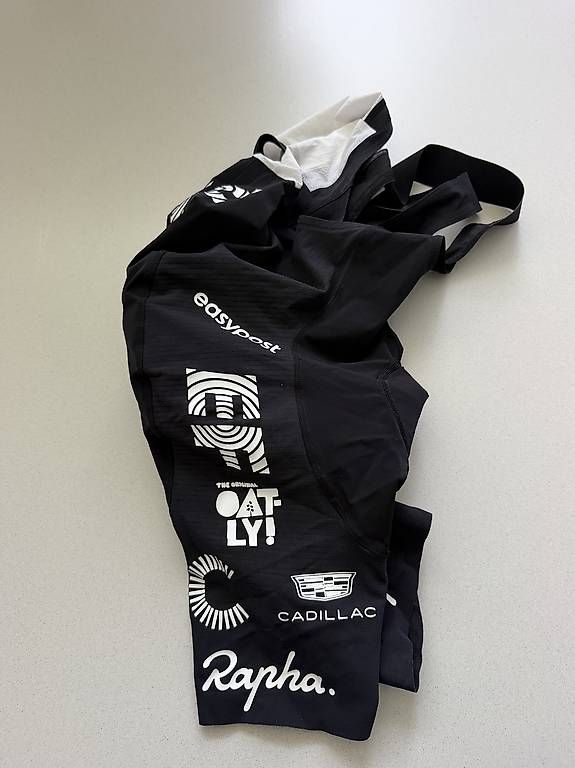 Pantaloni: Rapha EF Pro Team Powerweave Bib Shorts  Team Issue – Nuovo e nell'imballaggio originale da Zürich venduto da ala_65mn 1