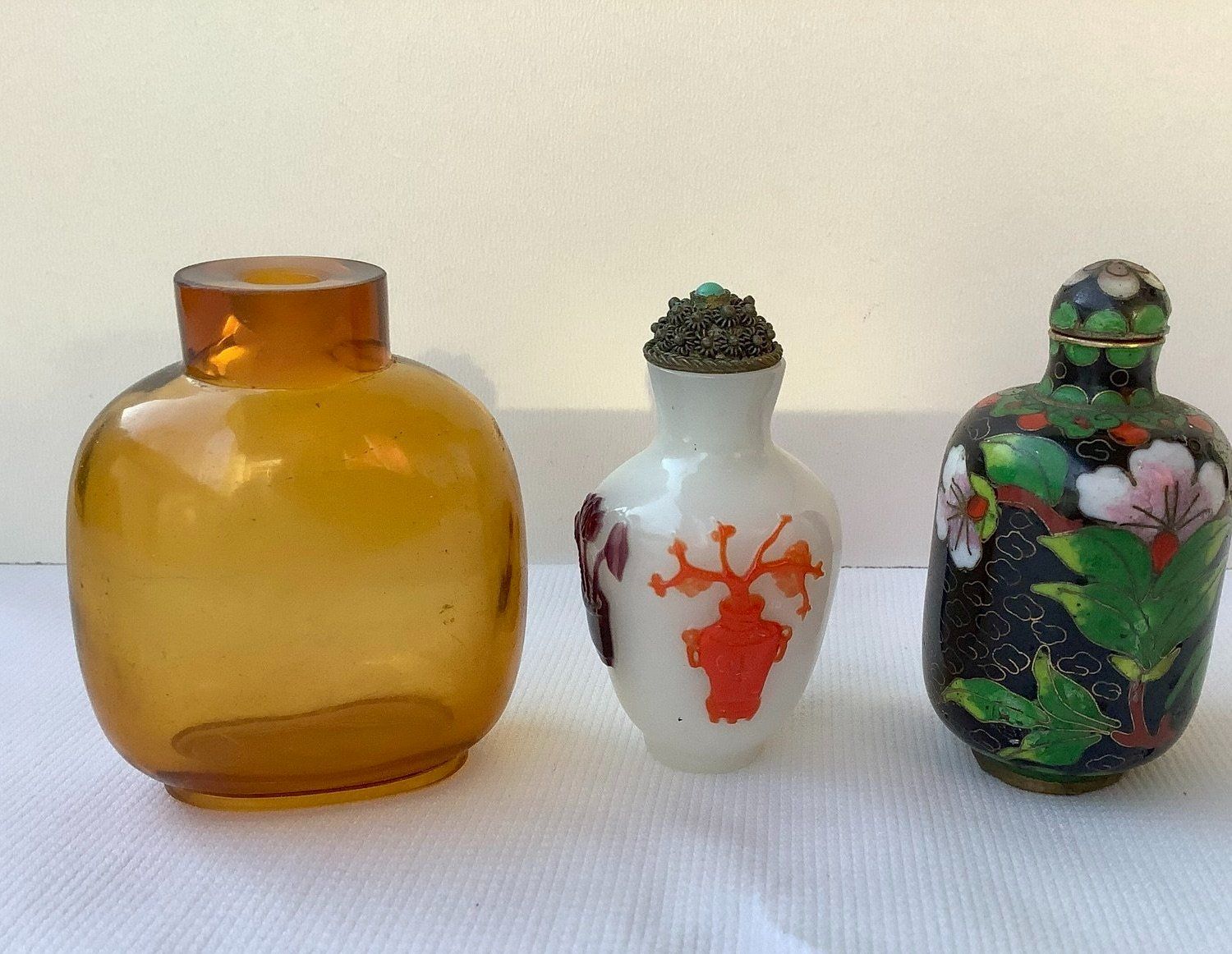 Flaconi: China 3 Snuffbottle Cloisonne Glas – Usato da Basel venduto da chinarh891