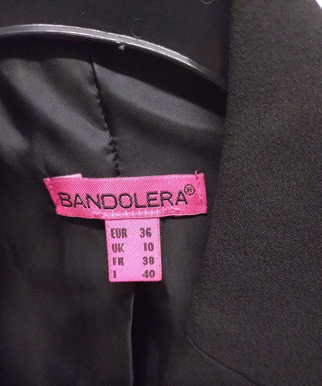 Giacche: Schwarzer Blazer von Bandolera, Grösse 36 – Usato da hombrechtikon venduto da Marijo 2
