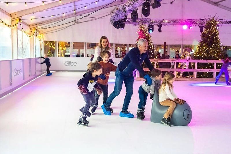 Pattini da ghiaccio: Glice Kunststoff Schlittschuhbahn 16 x 8m – Usato da Bremgarten AG venduto da outdoorlounge 2