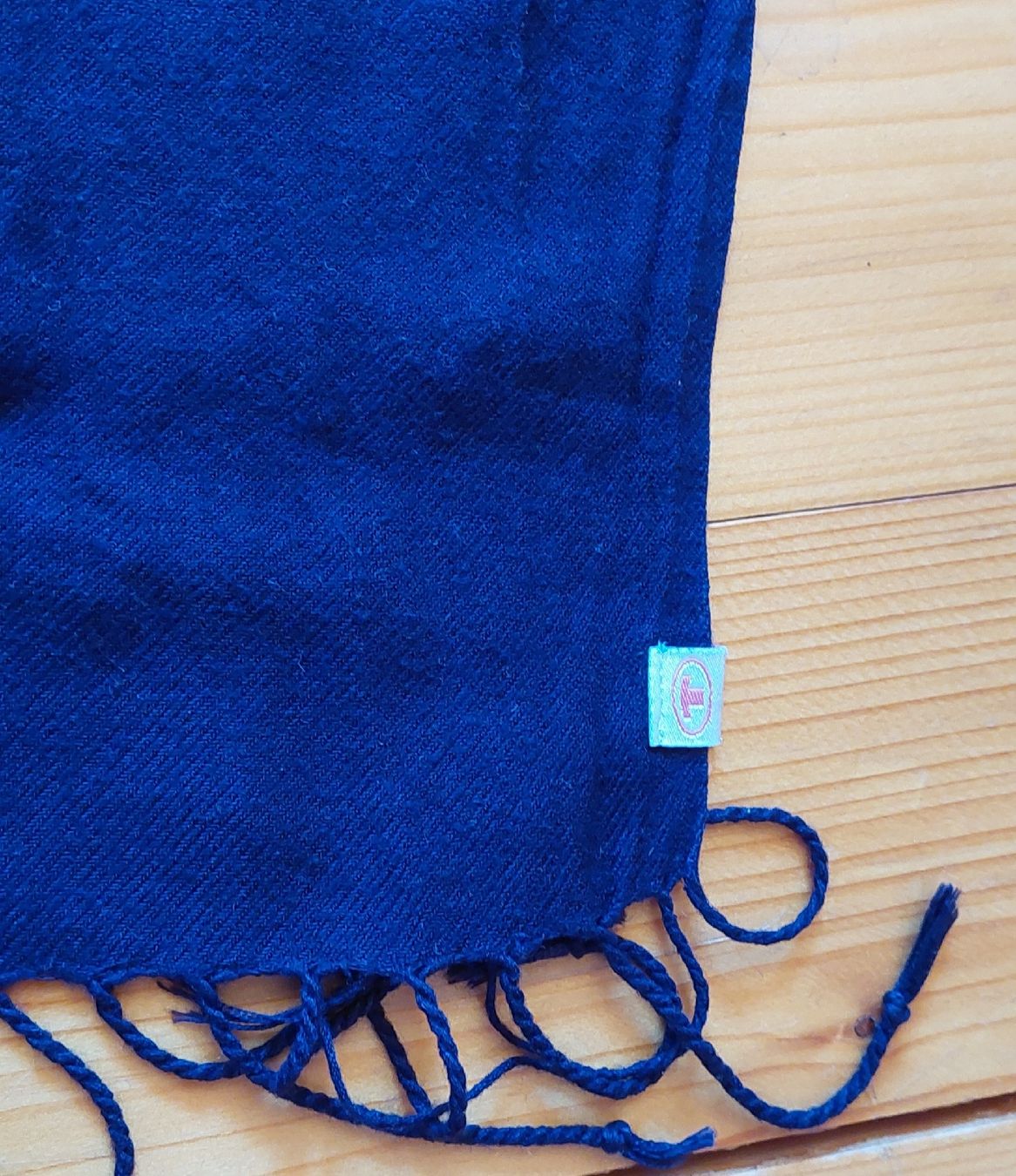 Tom Tailor Foulard & Sciarpe: Tom Tailor Schal Dunkelblau – Usato da Schmidrüti venduto da Novemberchind 2