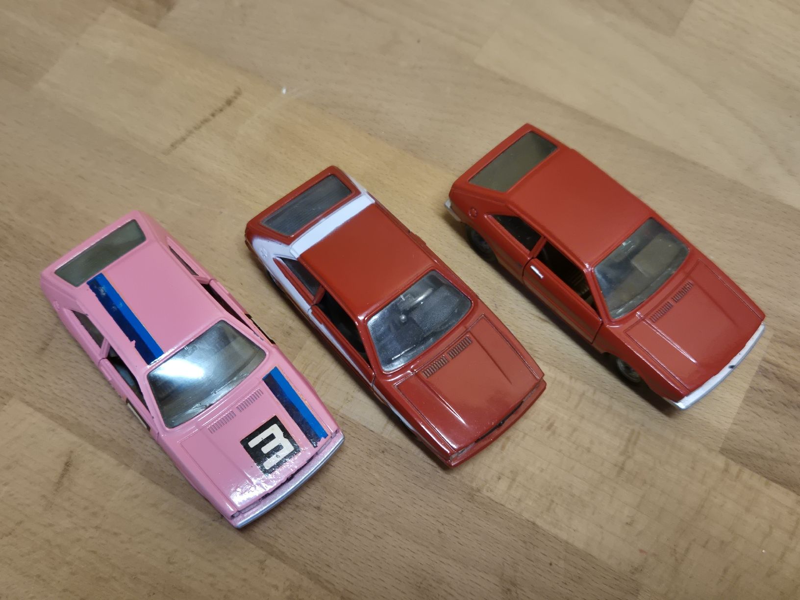 Volkswagen Modellini d'auto: 3 Pilen VW Scirocco 1 Modellautos, verschieden Farben – Usato da Kirchberg SG venduto da Karmann53 2