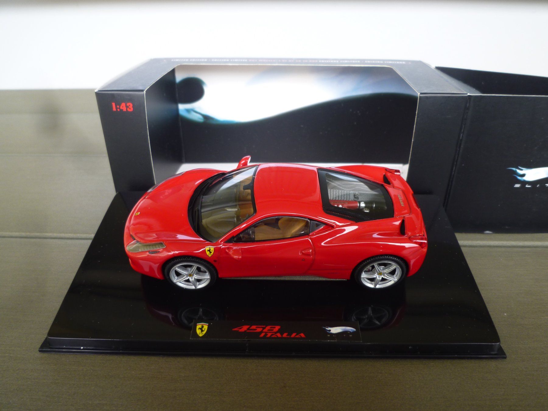 Ferrari Modellini d'auto: Ferrari 458 Italia – Nuovo e nell'imballaggio originale da Flawil venduto da Imperiosud 1