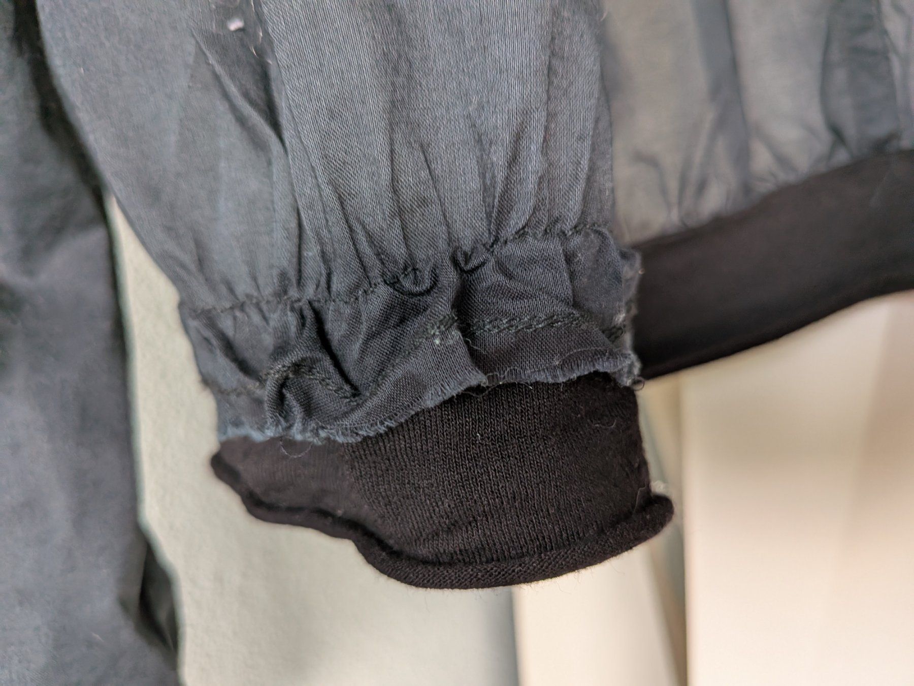 Blusen: Umitunal Bluse L schwarz – Gebraucht aus Emmen von magelan 5