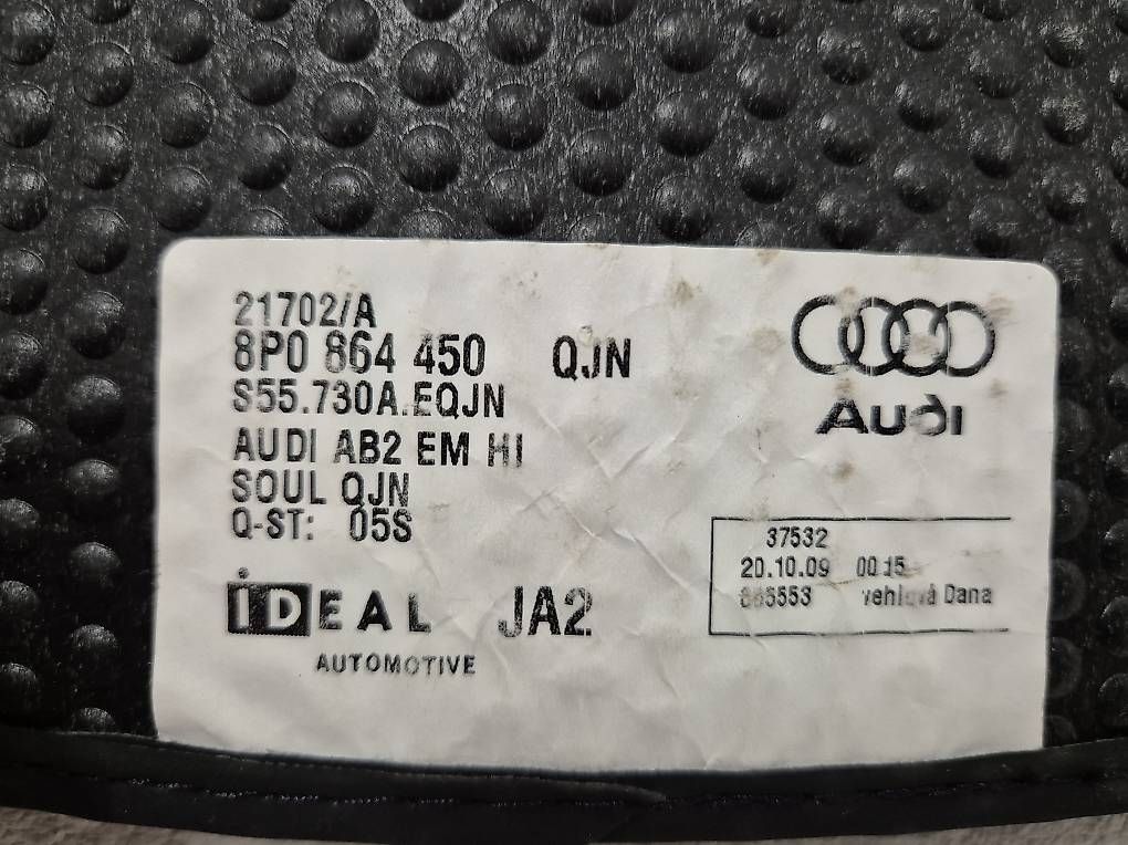 Tappeti & Tappetini: 3 Originale Audi A3 8P Fußmatten – Usato da Luzern venduto da Trader2026 3