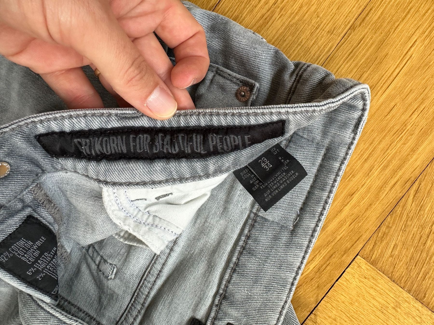 Drykorn Jeans: Graue Jeans von Drykorn – Usato da Zürich venduto da Kaimark 2