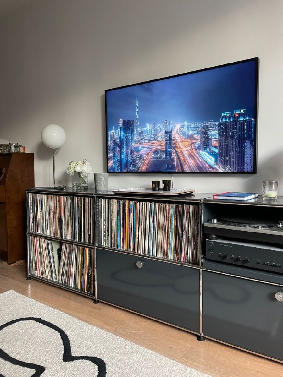 USM Cassettiere: USM Sideboard-Kommode Anthrazitgrau – Usato da Zürich venduto da LUXUS2020