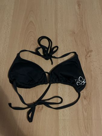 Bikini Oberteil Calvin Klein schwarz Grösse S gebraucht