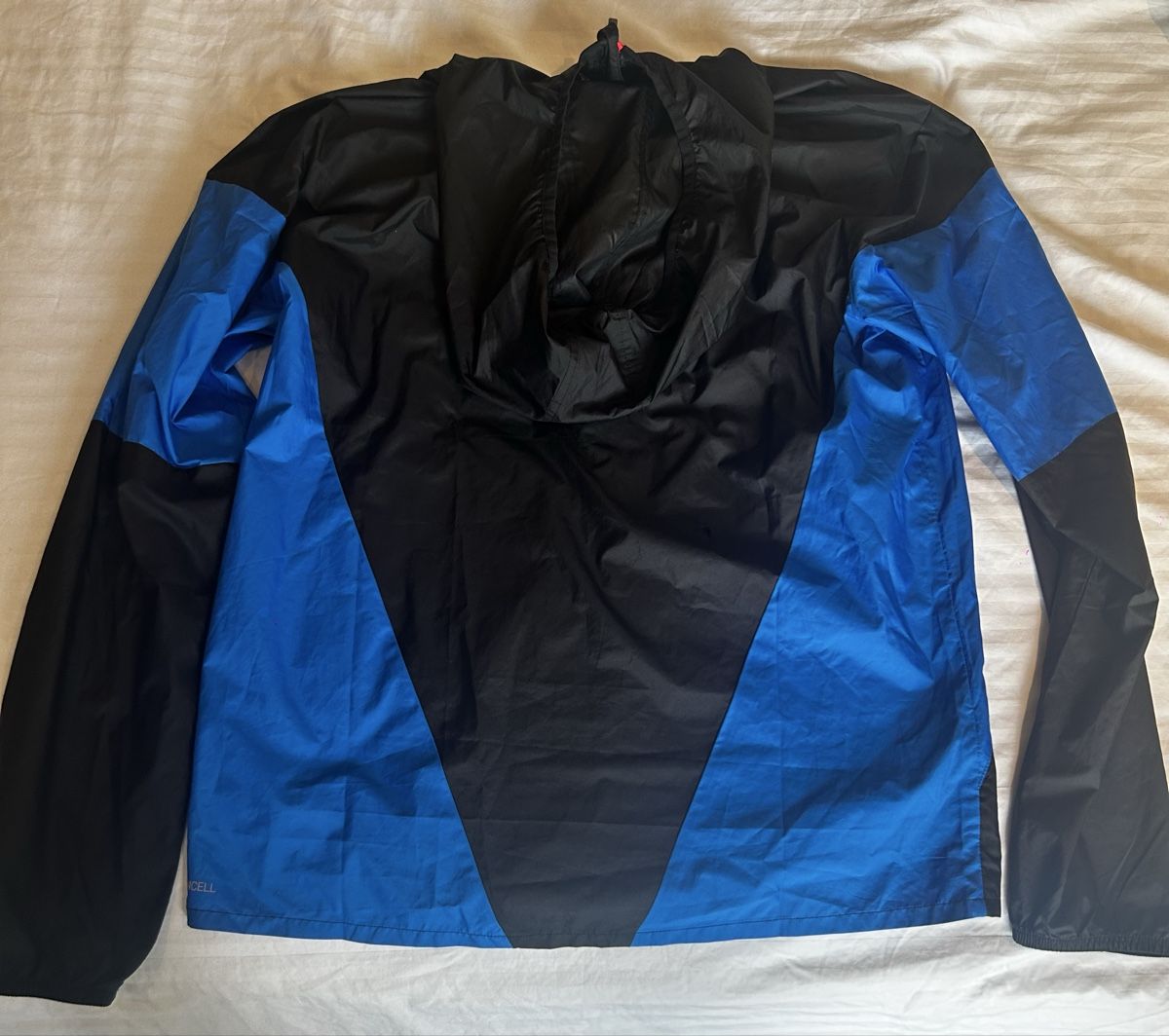 Puma Giacche: Puma Laufjacke – Usato da Basel venduto da Christopher123 2