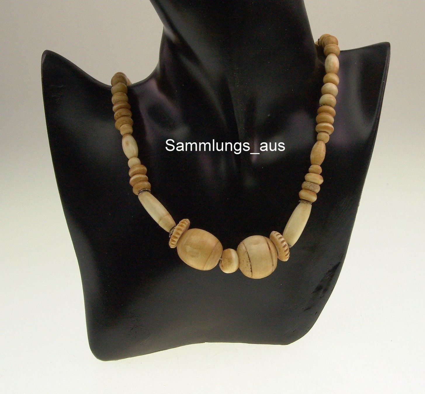 Catenine: Spezielle Knochen - Kette aus Afrika – Usato da Langenthal venduto da Sammlungs_aus