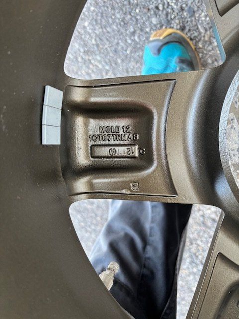 Jeep Pneumatici & Ruote complete: Aluräder Jeep Compass – Usato da Wittenbach venduto da 19DN73 9