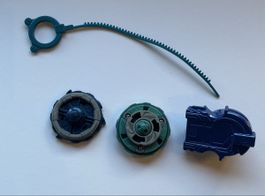 Beyblade Metal Fusion Set mit 2 Kreiseln, Launcher & Ripcord
