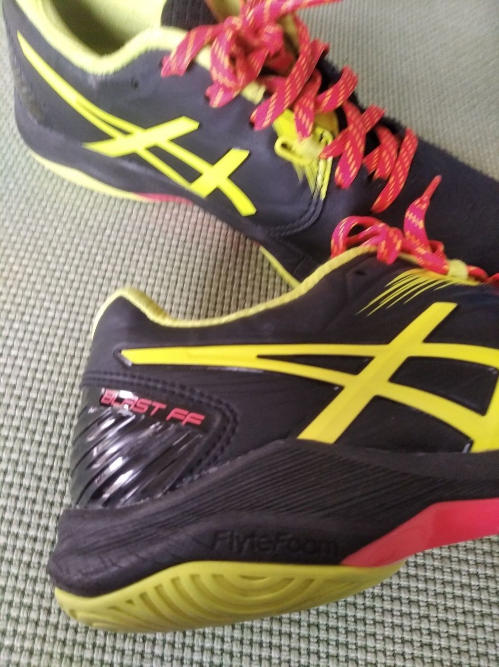 Asics Herrenschuhe: Handballschuhe von asics Blast FF – Gebraucht aus Magden von Mandy13 1
