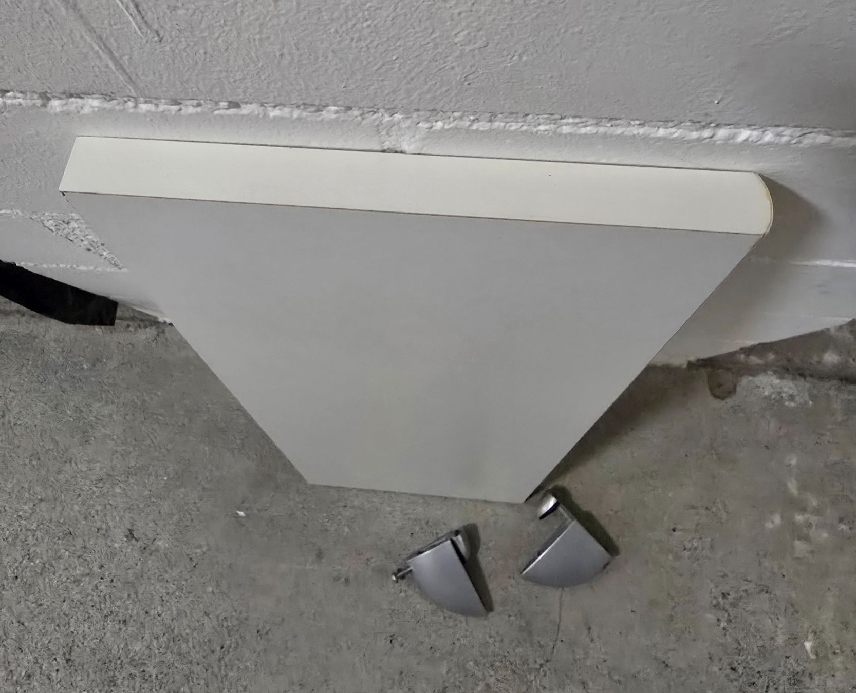 Servierplatten: Holztablar weiss inkl. Halter – Gebraucht aus Dättwil AG von wnuss78 1