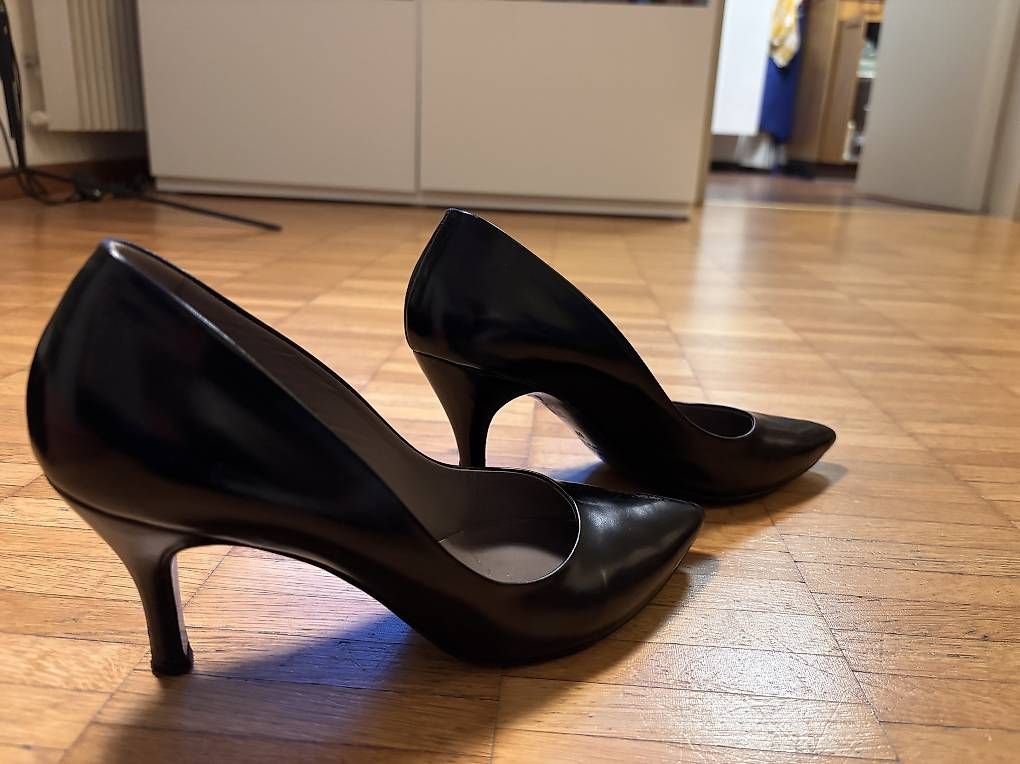 Damenschuhe: Stöckelschuhe schwarz Grösse 37 – Gebraucht aus Zürich von AnnaPech 2