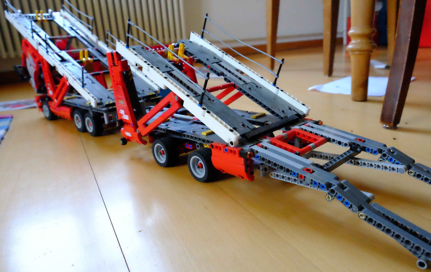 Lego Spielzeuge: LEGO Technic - Autotransporter 42098 – Gebraucht aus Burgdorf von zollj 2