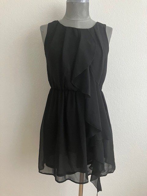H&M Kleider: Robe H&M T 36 – Gebraucht aus Gampelen von Mari60