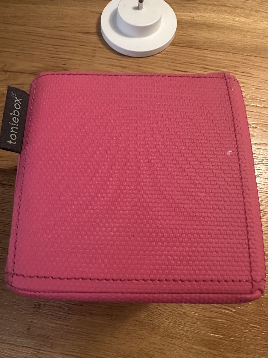 Tonies Spielzeuge: Toniebox pink – Gebraucht aus Wettingen von Sternetaenzerin 5
