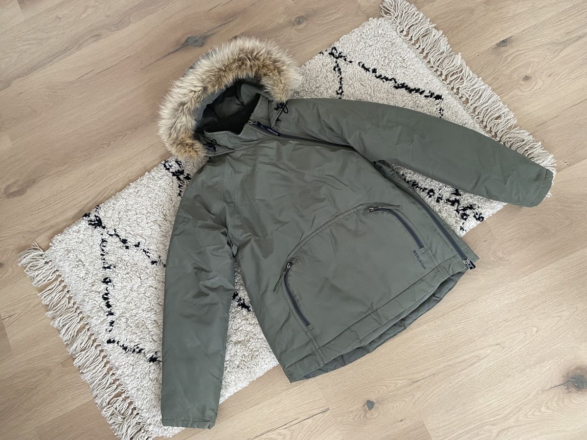Woolrich Cappotti: Hochwertige Original Woolrich Daunenjacke Olive – Usato da Buchs ZH venduto da crazyhandbaggirl123