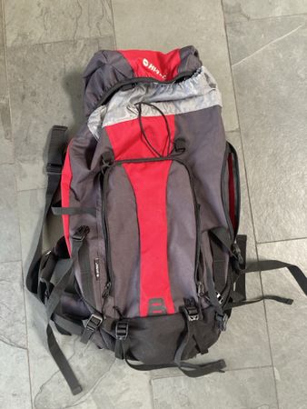 Wanderrucksack Hi-Tec 50 rot grau guter Zustand gebraucht 