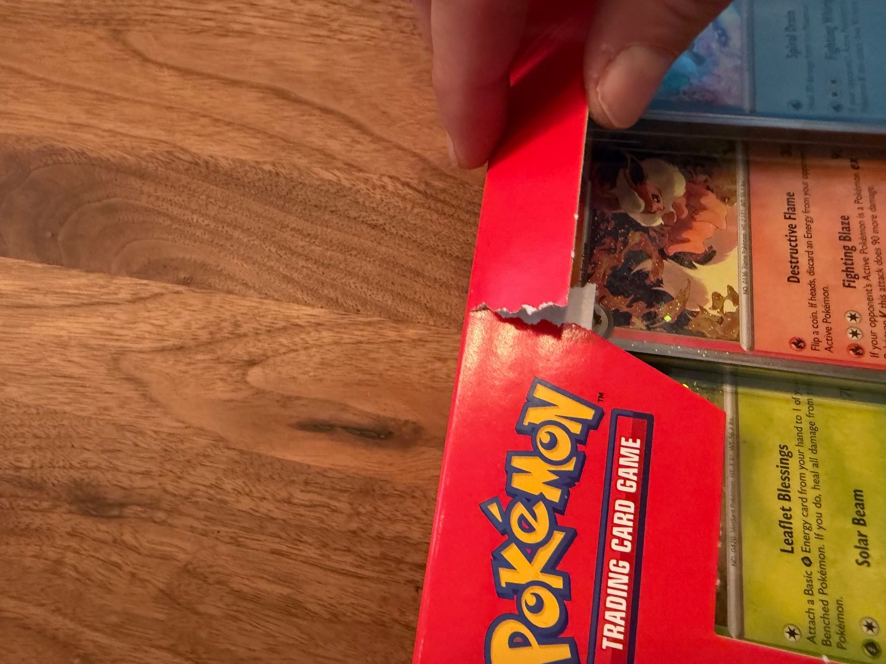 Pokémon Cartes à collectionner: Costco Pokémon Prismatic Evolutions 8x Mini Tins bundle – Neuf avec emballage d'origine à Zürich par SuguShop 1