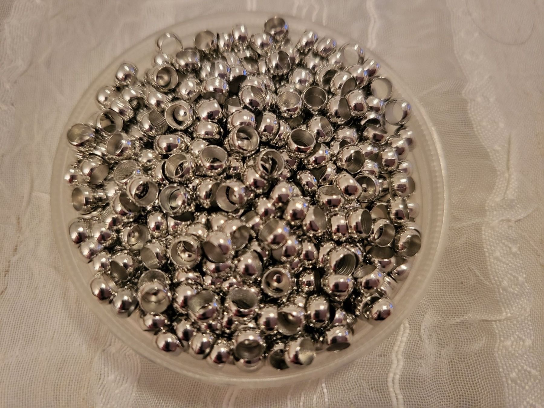 Perle (finte): Quetschperlen silber 4mm 100 stk – Nuovo e nell'imballaggio originale da Dietikon venduto da Eleda