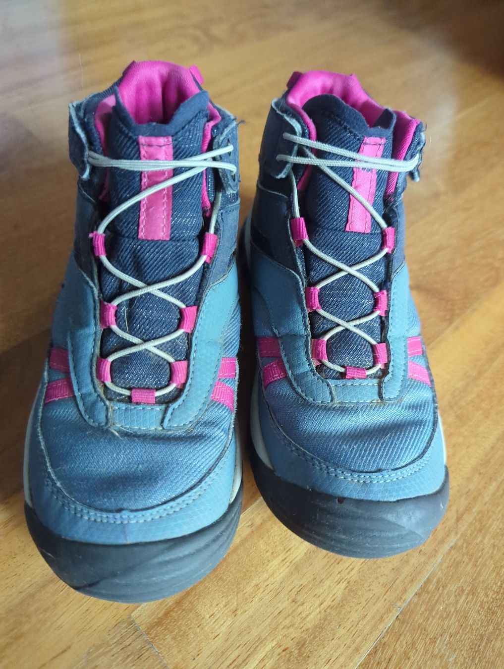 Decathlon Scarpe per ragazzi: Quechua Wanderschuhe Kinder Gr. 32 – Usato da Eglisau venduto da raf_hn2x 1