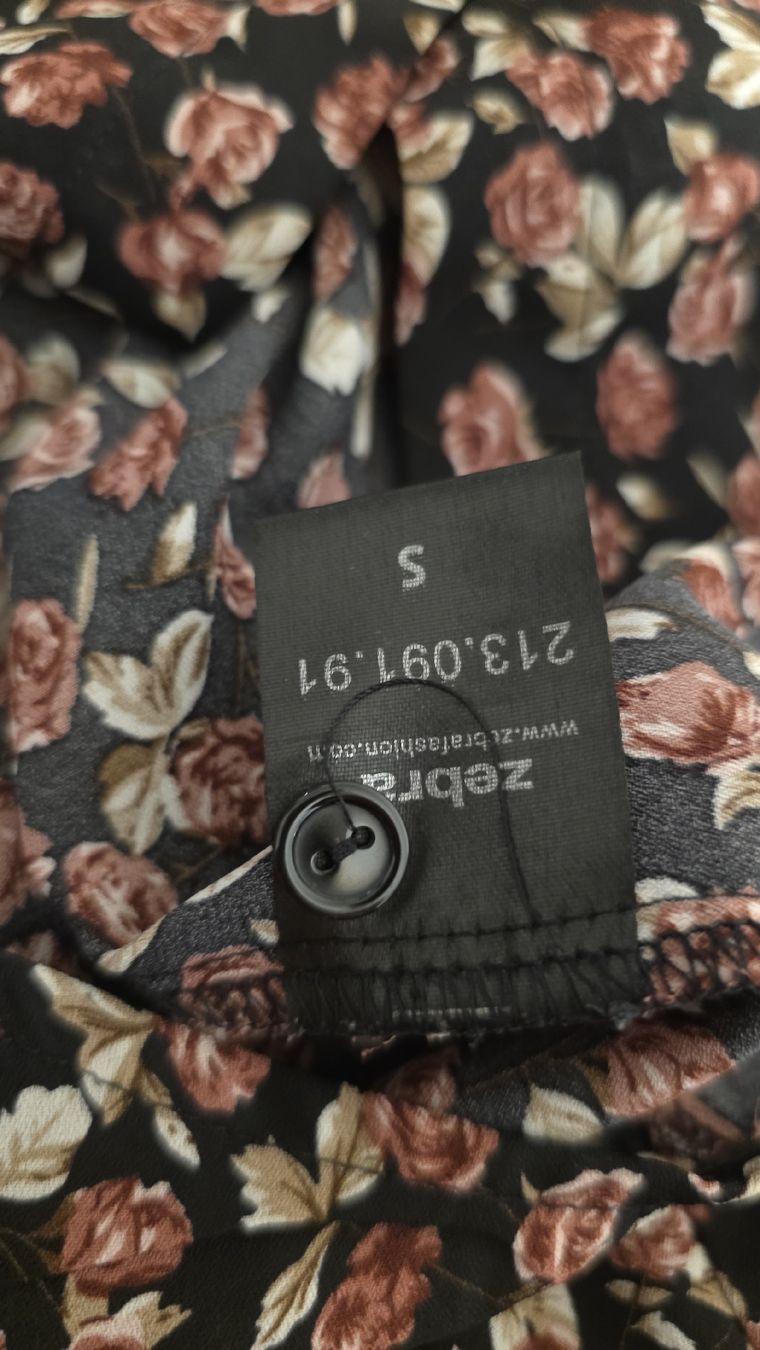 Zebra Camicette: Bluse mit Blumenmuster, Grösse S – Usato da Dicken venduto da anita-123 4