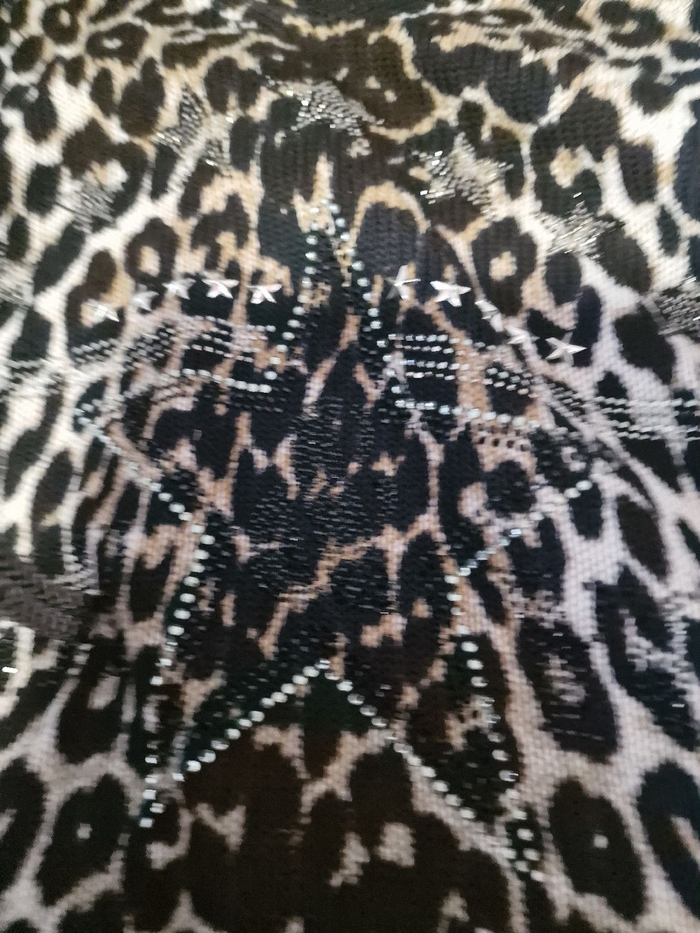 Monari Maglioni & Felpe: Monari Leopardenmuster Pullover mit Sternen, Gr. 40 – Usato da Ottenbach venduto da Claurin 3
