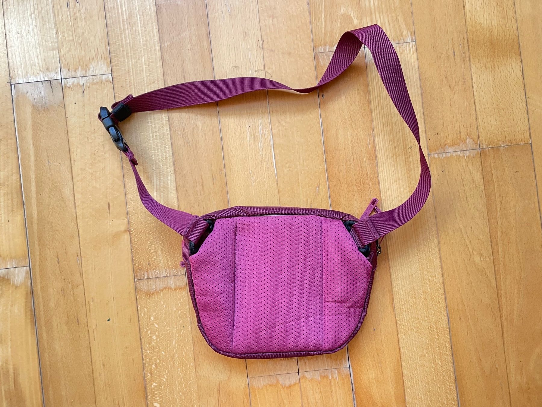 Arcteryx Sacs: 2k10 Arc'Teryx Bag 1L – D'occasion à Zürich par le_souk 1