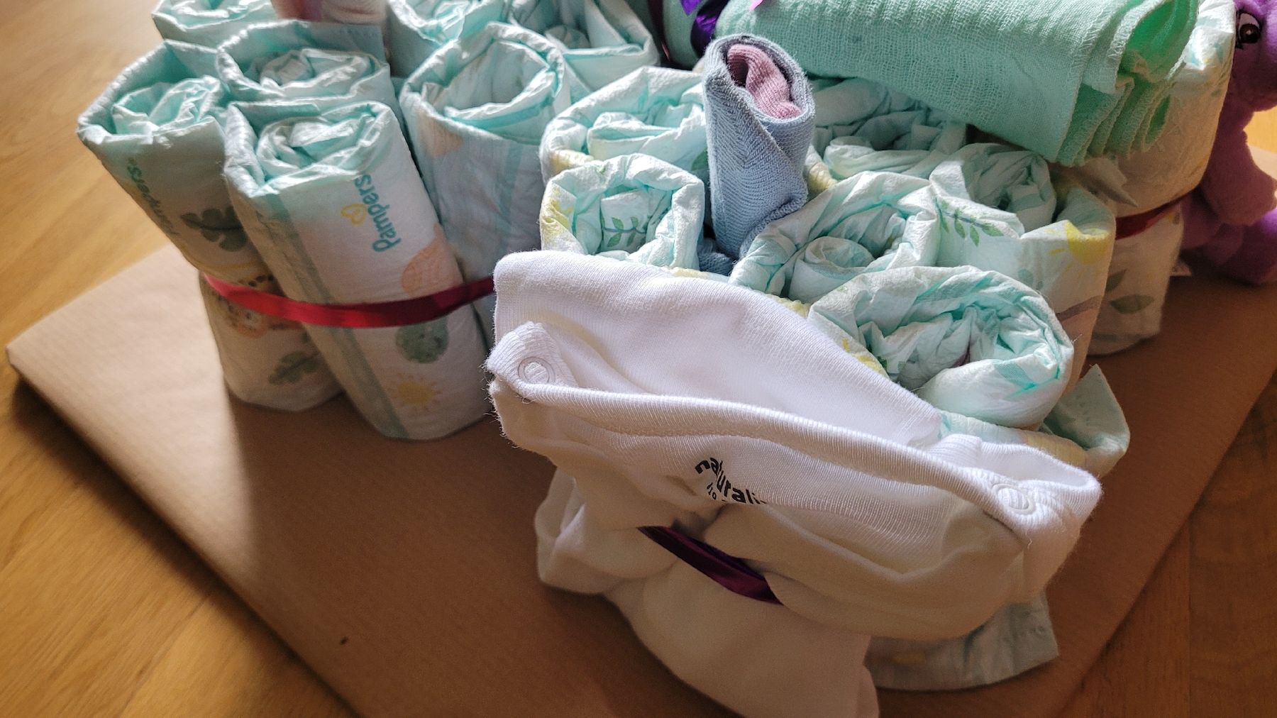 Windeleimer & Windeln: Pampers Schmetterling – Neu (gemäss Beschreibung) aus Lyss von Infinia 2