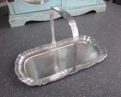 Kleine WMF Servierplatte, Schale, mit Henkel gepunzt