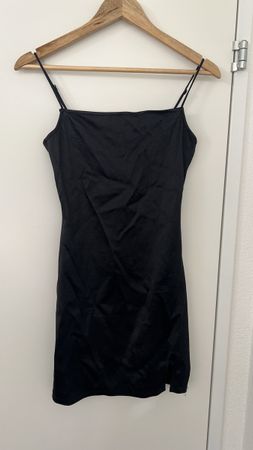 Schwarzes Minikleid von Even&Odd