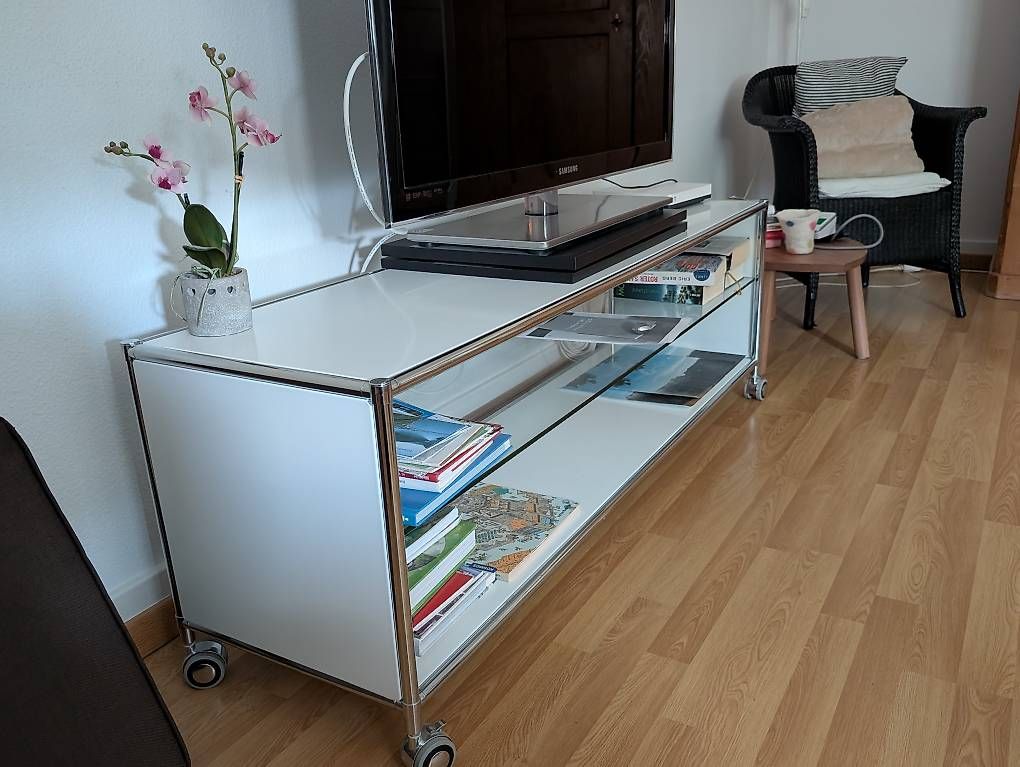 Meubles TV: Fernsehmöbel – D'occasion à Bern par sim_zzs9 1