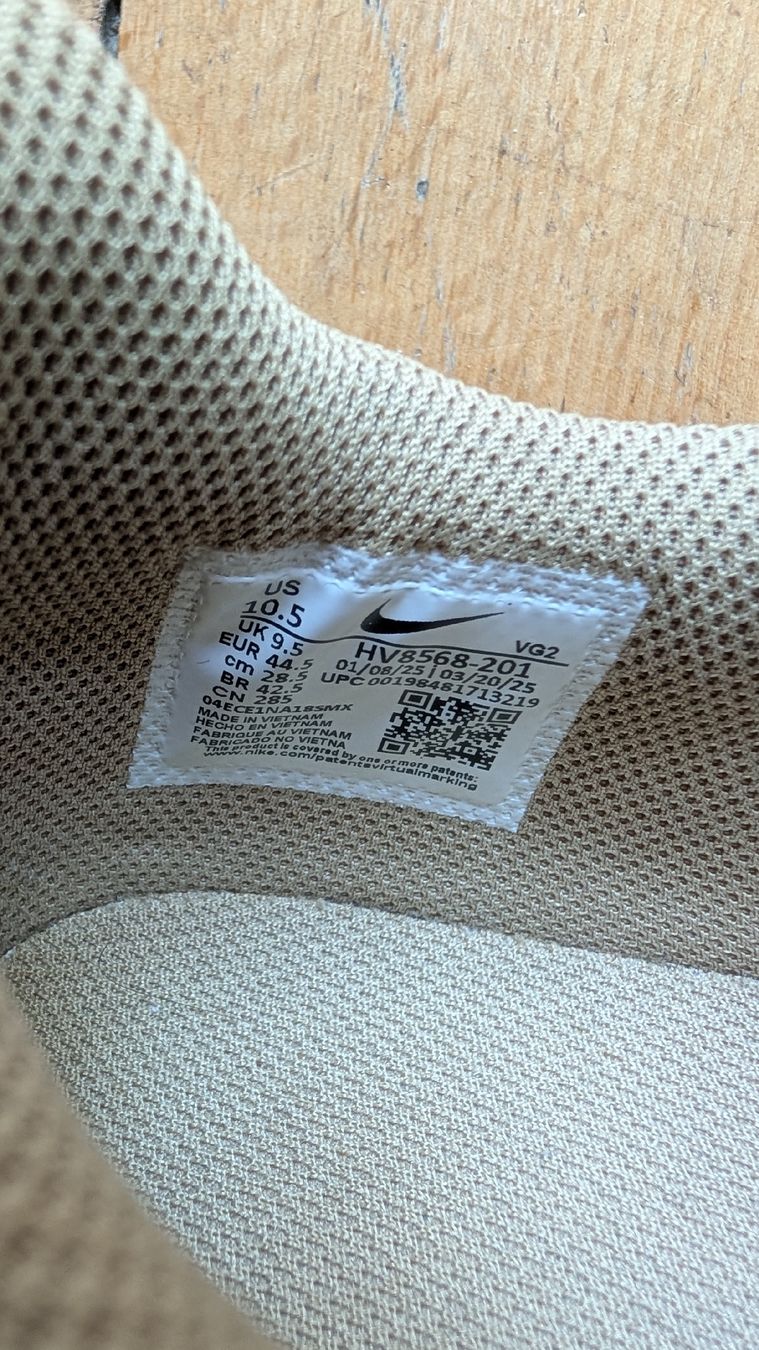 Nike Scarpe da uomo: Nike neuwertig Gr. 44.5 – Nuovo (secondo la descrizione) da Zürich venduto da adormideras 2