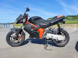 Gilera DNA 50 Roller Scooter Motorrad Export ab 1 Fr.-