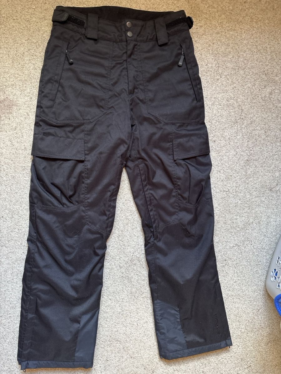Pantalons: Snowboardhose obscure – D'occasion à Freienwil par sar_78ps
