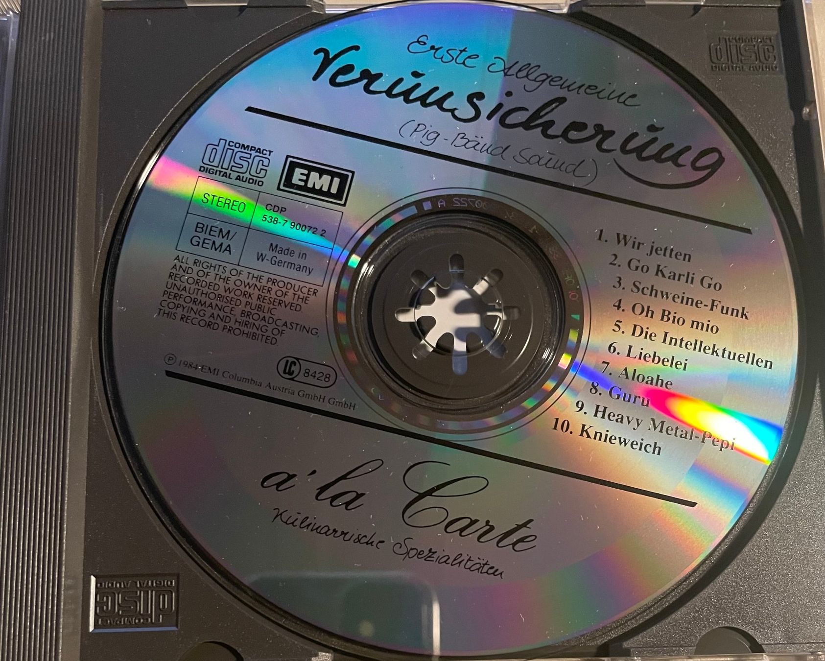 CD: Erste Allgemeine Verunsicherung - A la Carte (EAV) – Usato da Brunnen venduto da Barfly5 3
