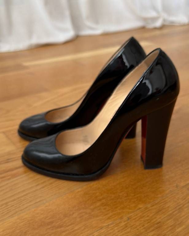 Christian Louboutin Scarpe da donna: Louboutin Damen heels, Gr. 37 – Usato da Zürich venduto da Mirs92