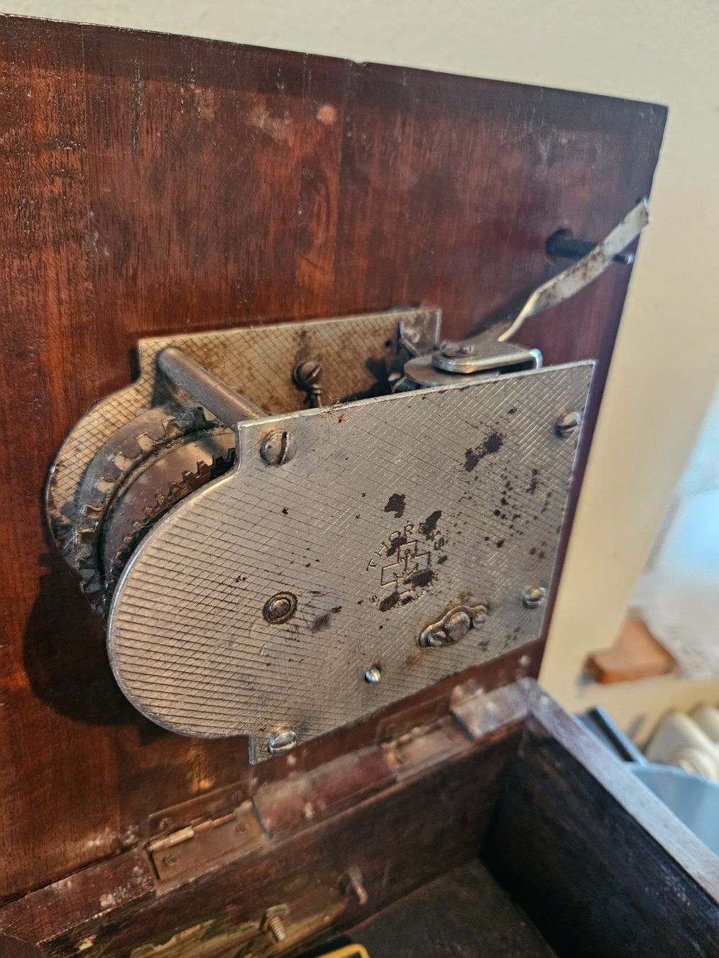 Plattenspieler: Antiker Grammophon "His Master's Voice" – Gebraucht aus Regensdorf von Ranti2 7