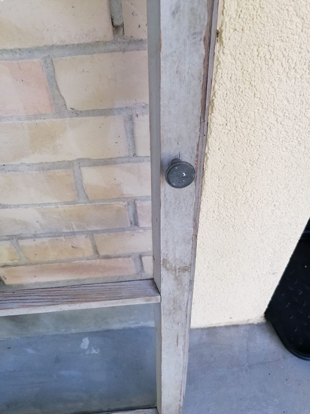 Finestre: Altes Fenster mit Holzrahmen und Glas – Usato da Krauchthal venduto da SamsPuce 3