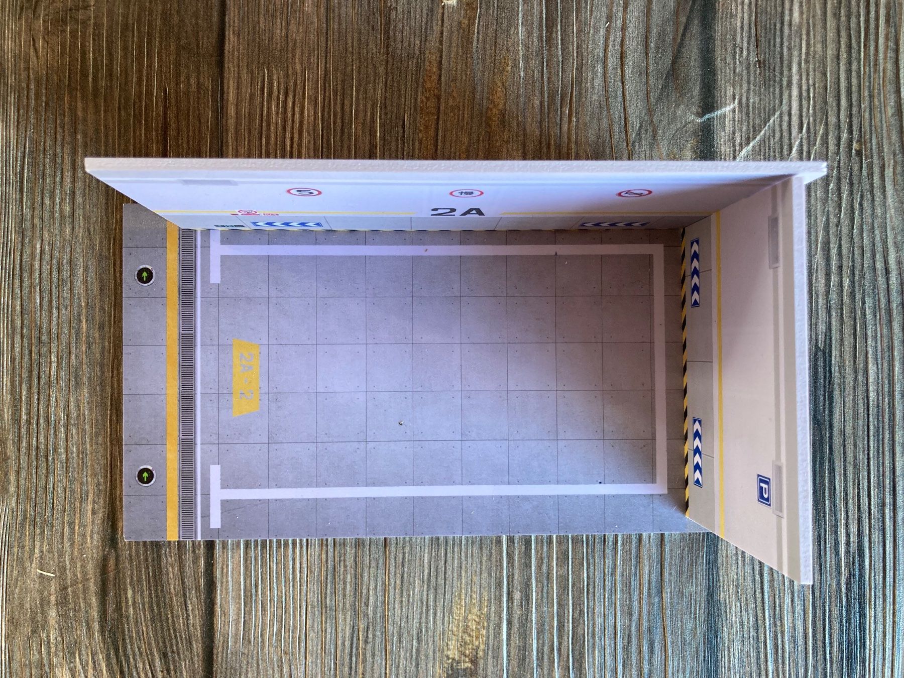 Modellbausätze & Standmodelle: Diorama 1:24 Garage Modell Auto No: 2A – Neu (gemäss Beschreibung) aus Wetzikon ZH von Boldeagle01 1