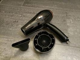 BaByliss Föhn mit einziehbarem Kabel – inkl. Diffusor & Düse