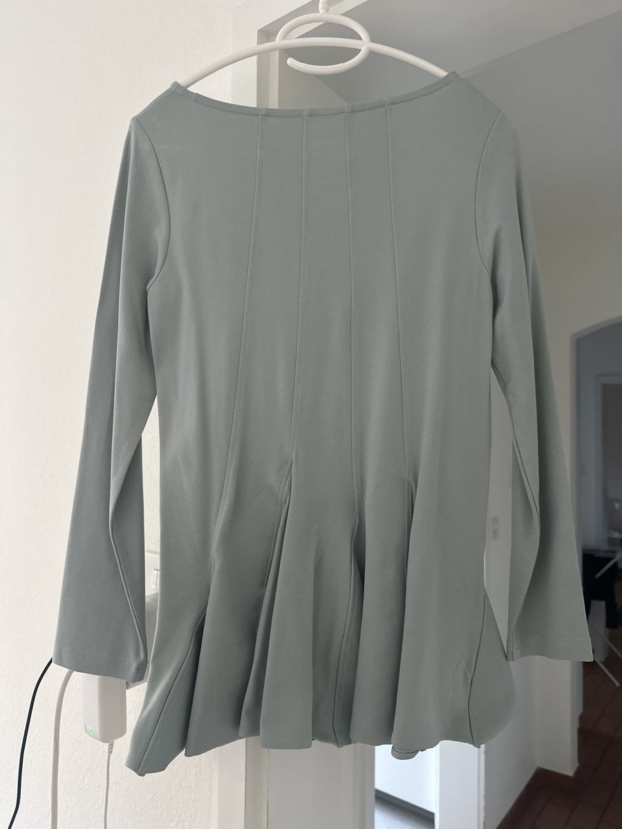 Cos Top: COS Bluse , Oberteil, XS – Usato da Zürich venduto da linavsxx 4