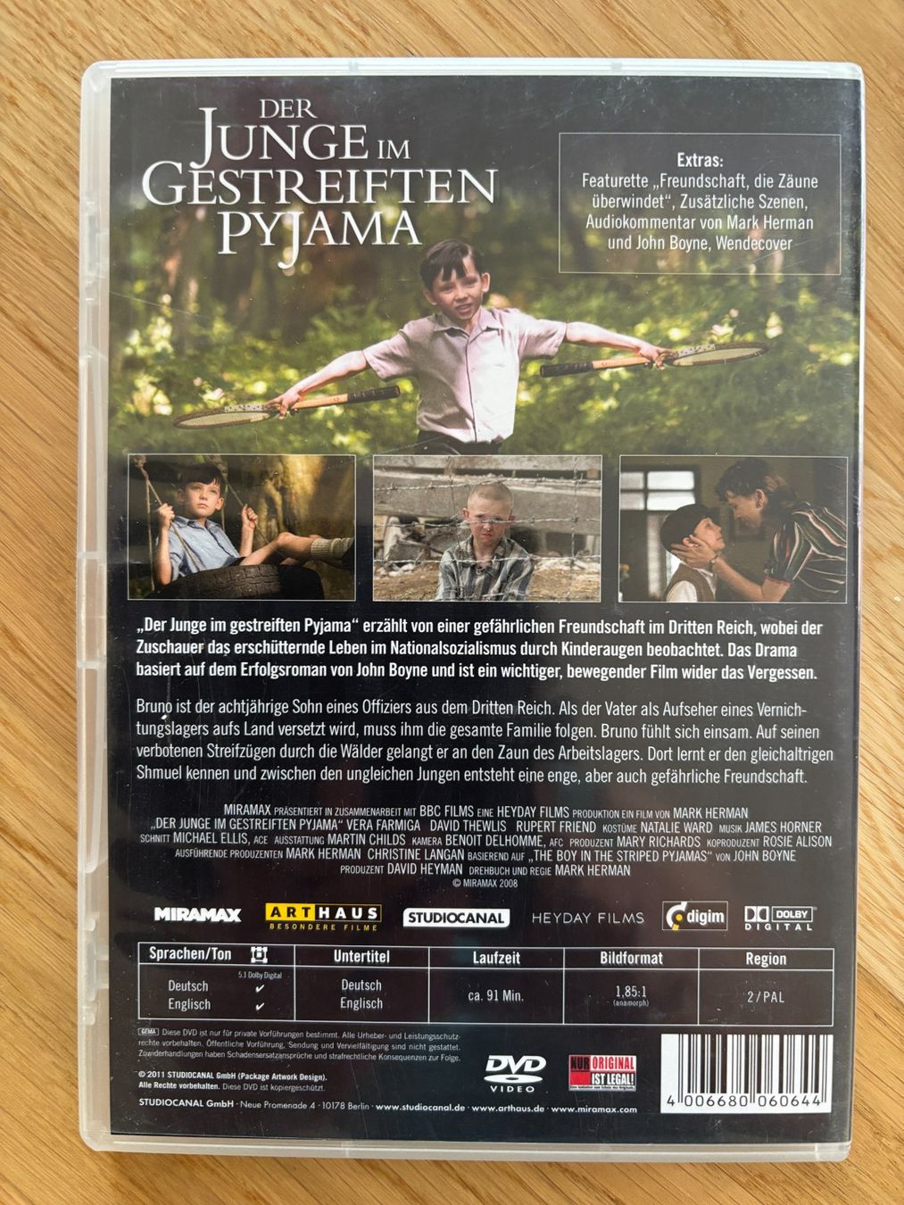 Tous les DVDs: Der Junge im gestreiften Pyjama DVD – D'occasion à Riehen par martinaaebersold 1
