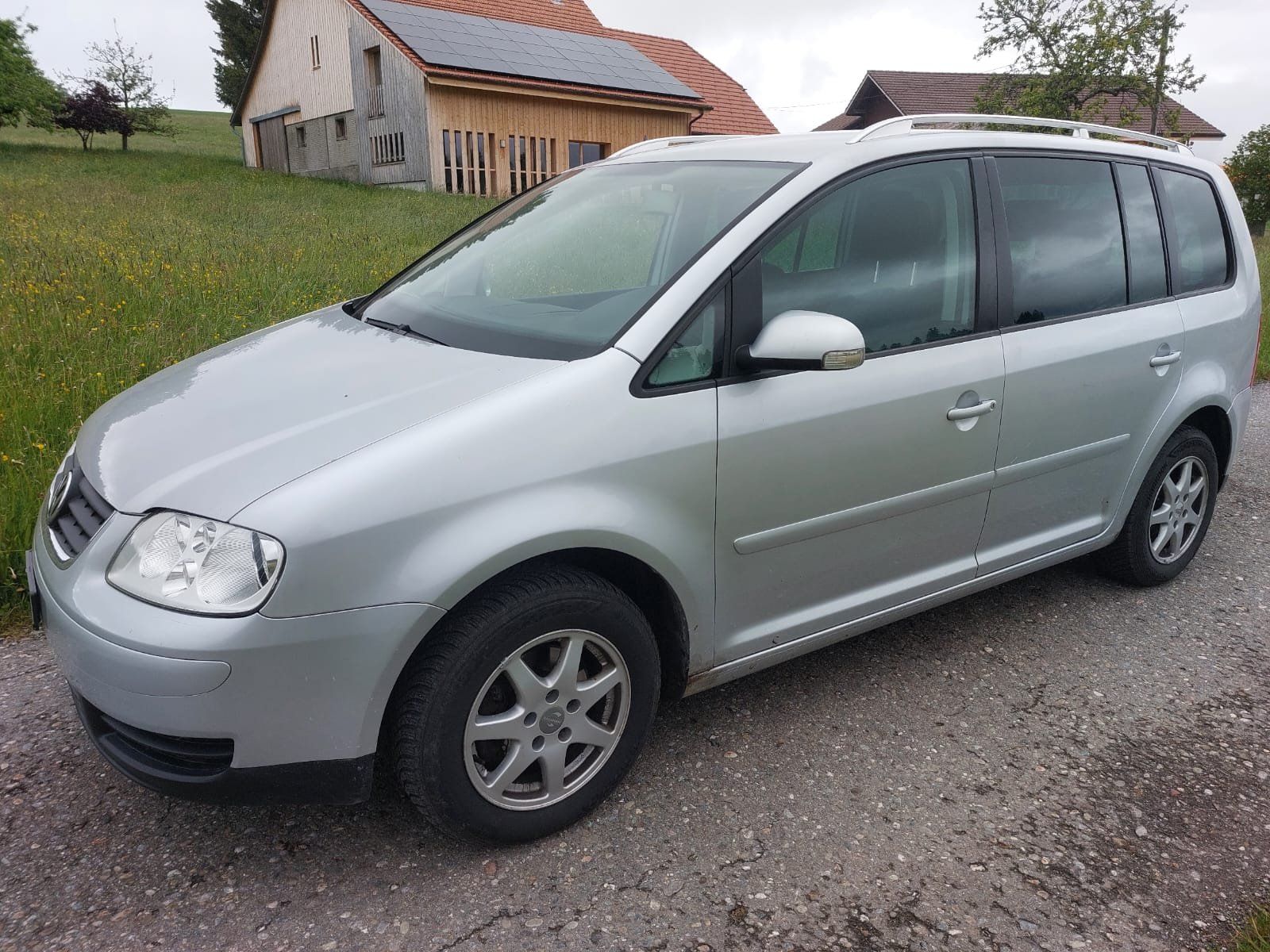 VW Automobili: Volkswagen Touran, 2005 – Usato da Heimenschwand venduto da fipuae 4