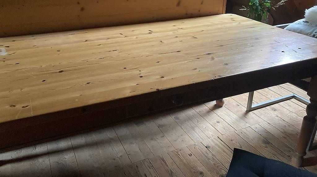 Tische: Robuster Holztisch- ideal als Werkstatt- / Basteltisch – Gebraucht aus Kiesen von lau_pxr2 3