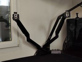 Multibrackets M Deskmount x2 "32"