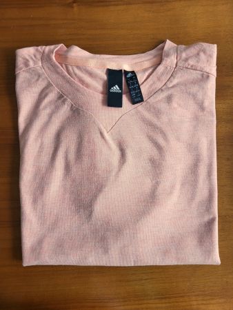 Sportshirt – lachsfarbig – Marke: adidas